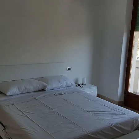 Piazza Francesco Betti 34 Apartment *
